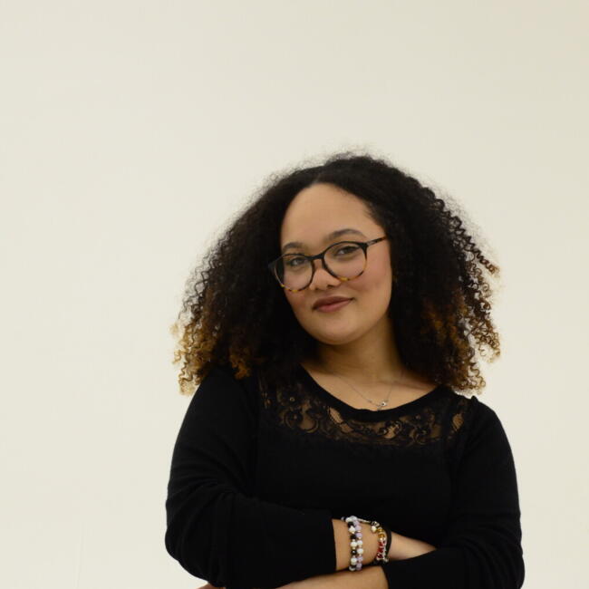 Babysitter in Curitiba: Isadora