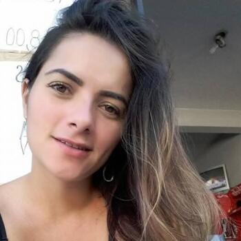 Babysitter in São Paulo: Débora