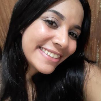 Babá Niterói: Daiane