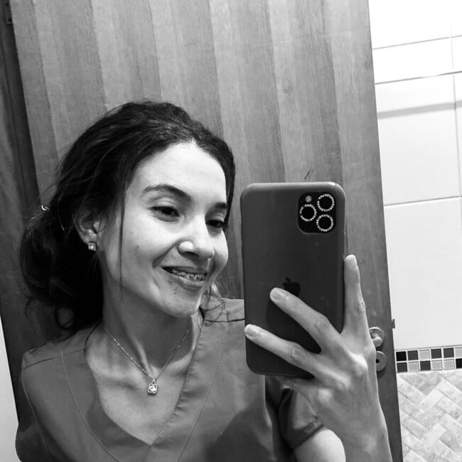 Babysitter in Foz do Iguaçu: Jarliane