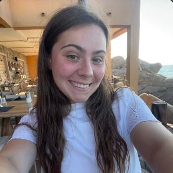 Babysitter Hermelinghen: Celia