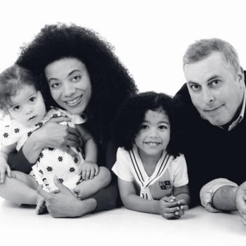 Δουλειά για babysitter στην περιοχή Κόιμπρα: δουλειά φύλαξης παιδιών Telma