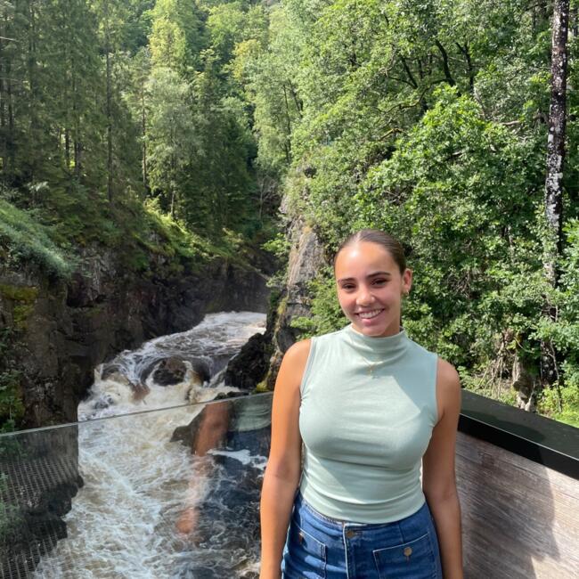 Canguro en Valladolid: Luisa