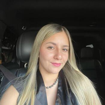 Babysitter in Caracas: Andreina
