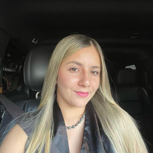 Babysitter in Caracas: Andreina