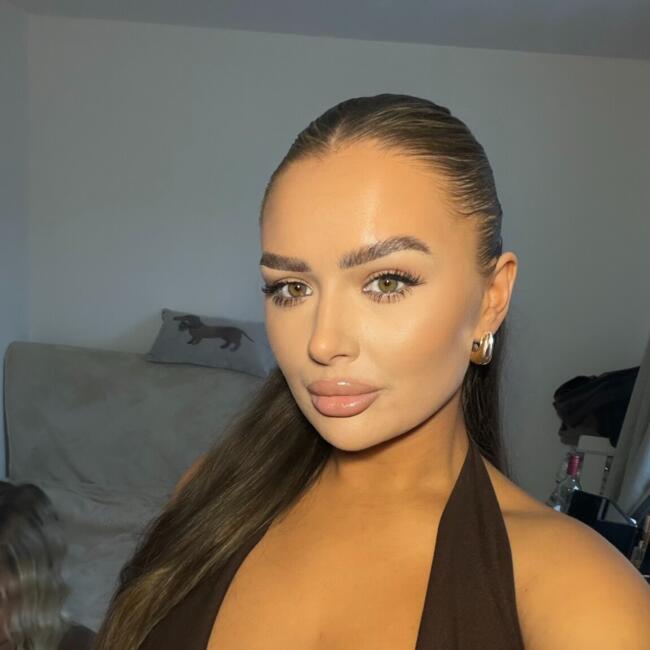 Babysitting job in Maesycwmmer: Emily