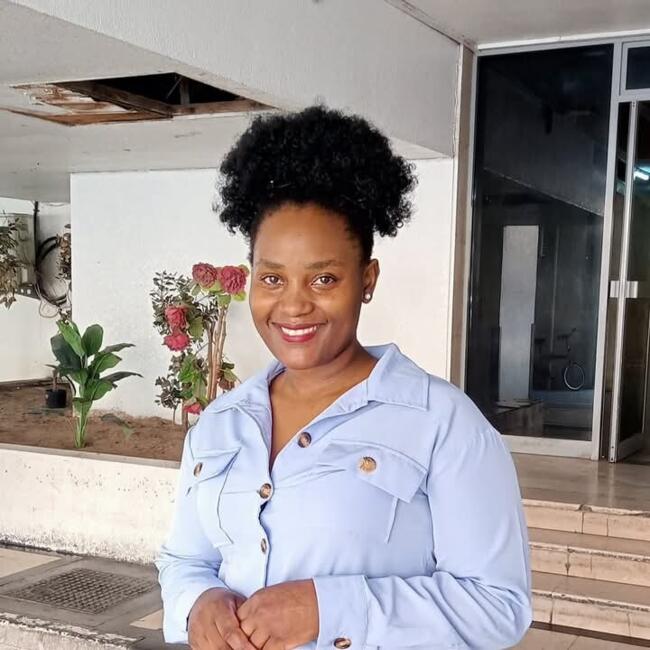 مربية أطفال في دبي: Asha