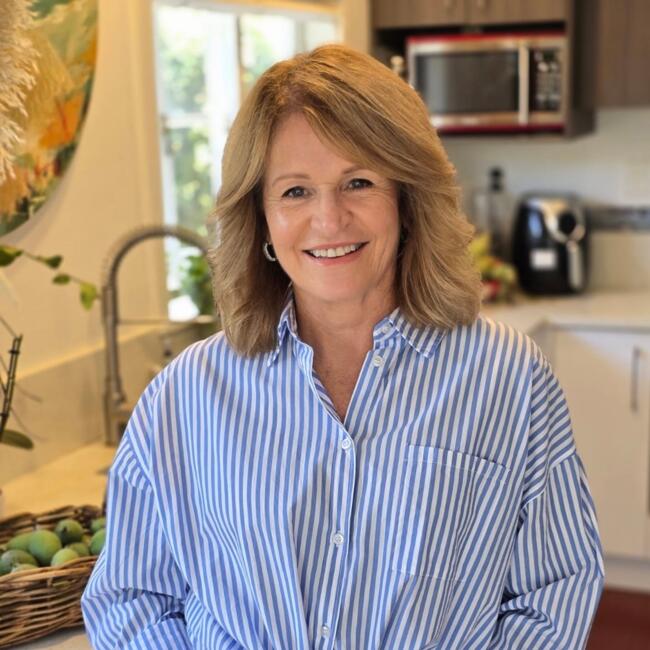 Babysitter in Tauranga: Jo