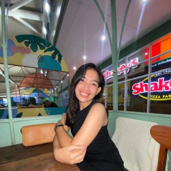 Babysitter in Mandaluyong: Charlene