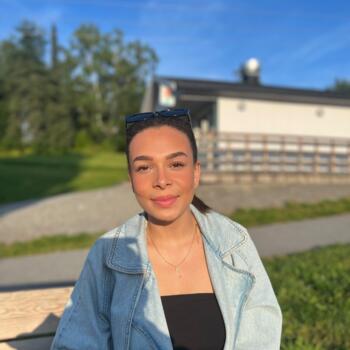 Babysitter in Oslo: Emily