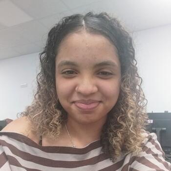 Babysitter in London: Alanna