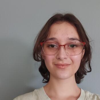 Babysitter in Shelby (Michigan): Maia