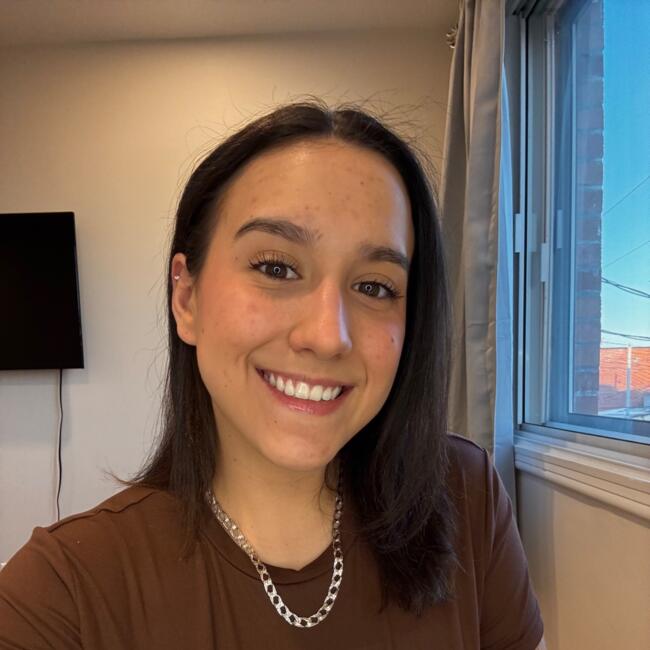 Niñera en Montreal: Janelle
