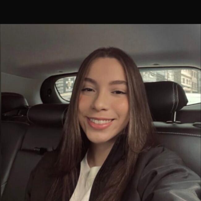 Babá em São Paulo: Deborah Akire