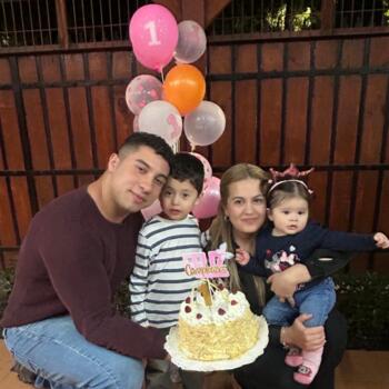 Δουλειά για babysitter στην περιοχή Σαντιάγο: δουλειά φύλαξης παιδιών Mayra