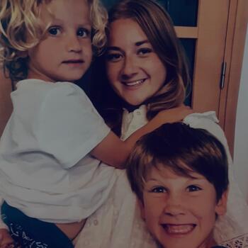 Baby-sitter Mons-en-Barœul: Lou-Ann