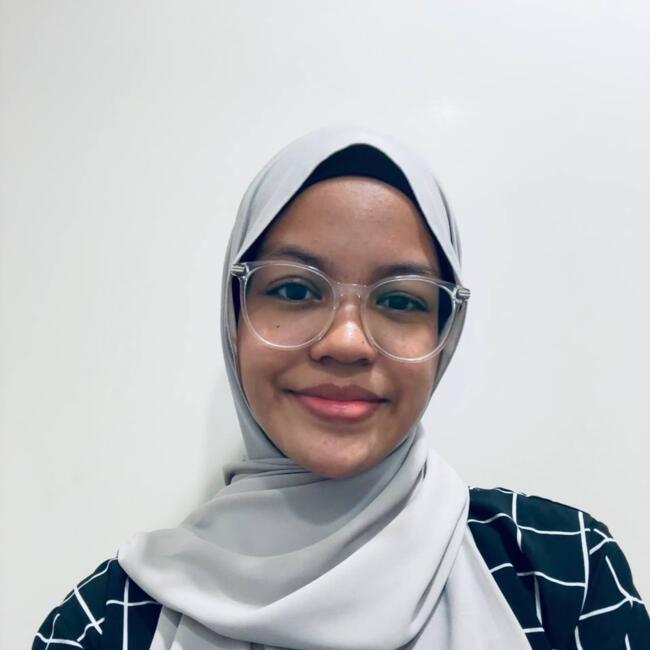 Singapore Island的保母: Fatin Zuhayrah