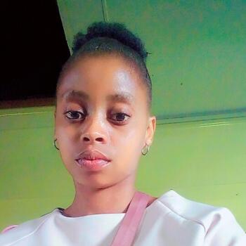 Nanny in Osizweni: Buhle