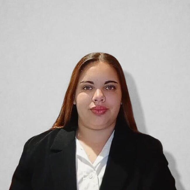 Niñera en Florida: Layla