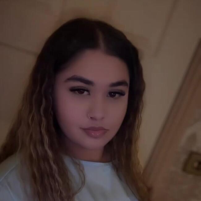 Babysitter in Keighley: Iraj Imran