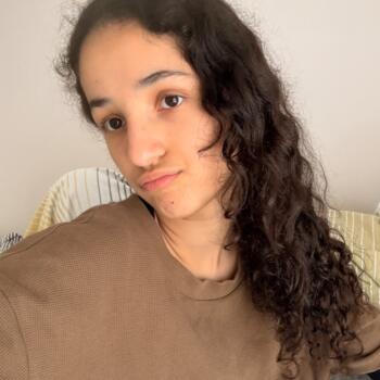 בייביסיטר ב- אשדוד: שרה