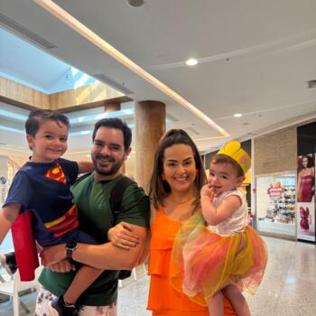 Emprego de babá em Natal: emprego de babá Mayla