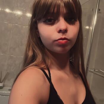 Babysitter Paredes: Isabel