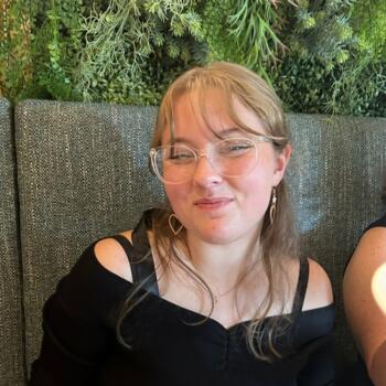 Babysitter in London: Maddie