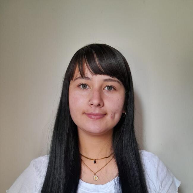 Babysitter in Aldo Bonzi: Evelyn