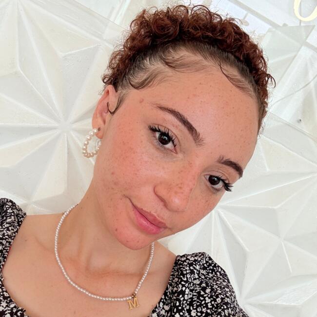 Babysitter in Salé: Aziza