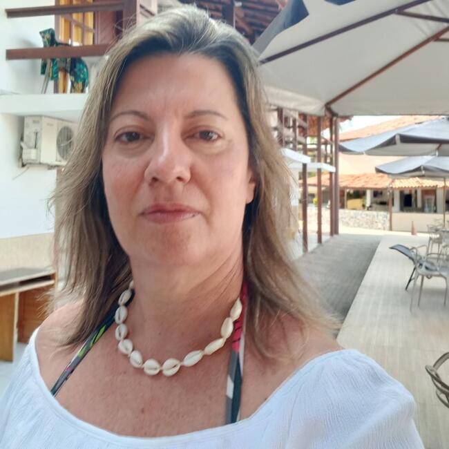 Babá em Rondonópolis: Fernanda