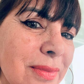 Babysitter Campinas: Fatima