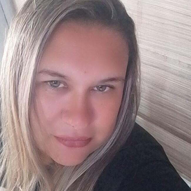 Babysitter in Porto Belo: Fabiana