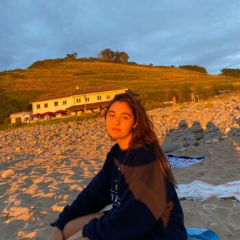 Nanny in Gold Coast: Candela