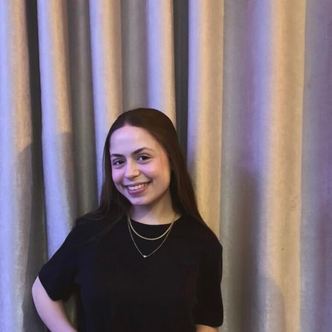 Babá em Blumenau: Stefanny