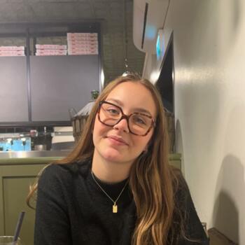 Babysitter in Baschleiden: Elodie