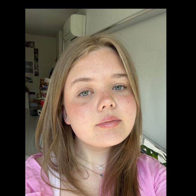 Baby-sitter in Montréal: Georgia