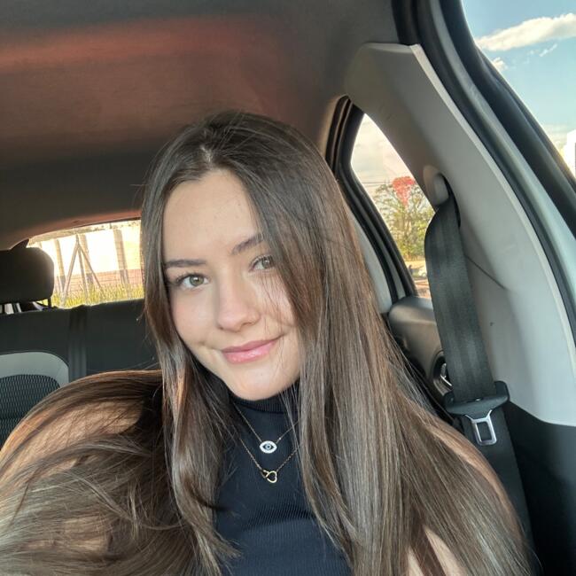 Babysitter in Londrina: Thalya