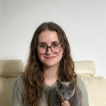 Babysitter in Paris: Lilou