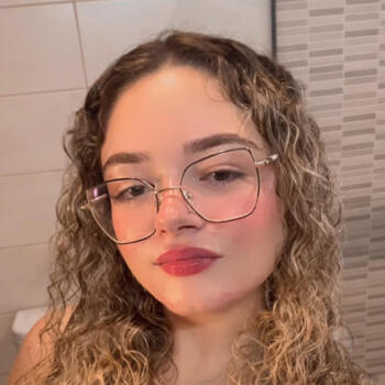 Babysitter in Ferreiras: Inês