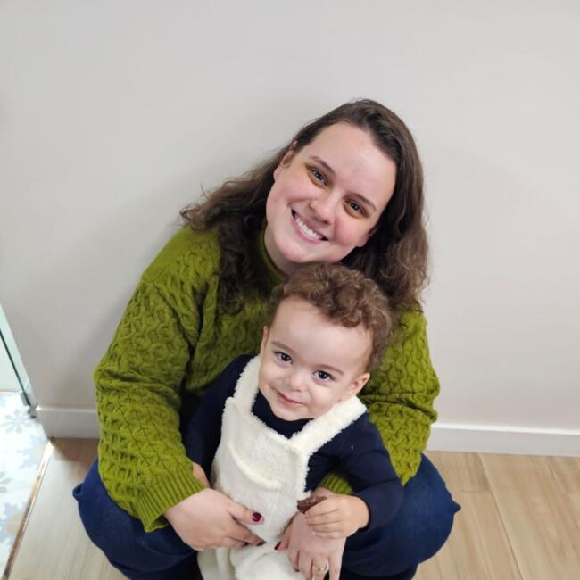 Babysitting job in São Paulo: Mayara