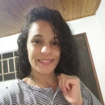 Babá Embu das Artes: Janaina