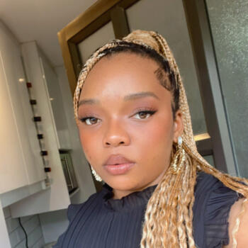 Babysitter in Clermont: Nokukhanya