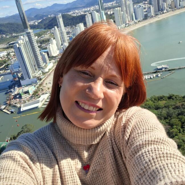 Babá em Cabo Frio: Cléia Mara