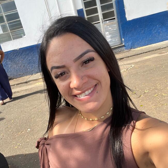 Babysitter in Juiz de Fora: Tatielle