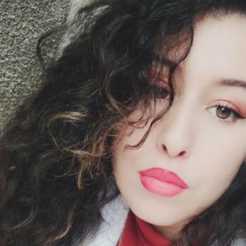 Babysitter in Caudebec-lès-Elbeuf: Emilia