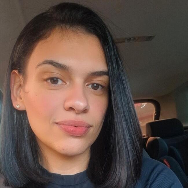 Babysitter in São João da Boa Vista: Mayara