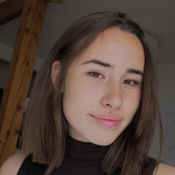 Babysitter in Saint-Etienne: Elia