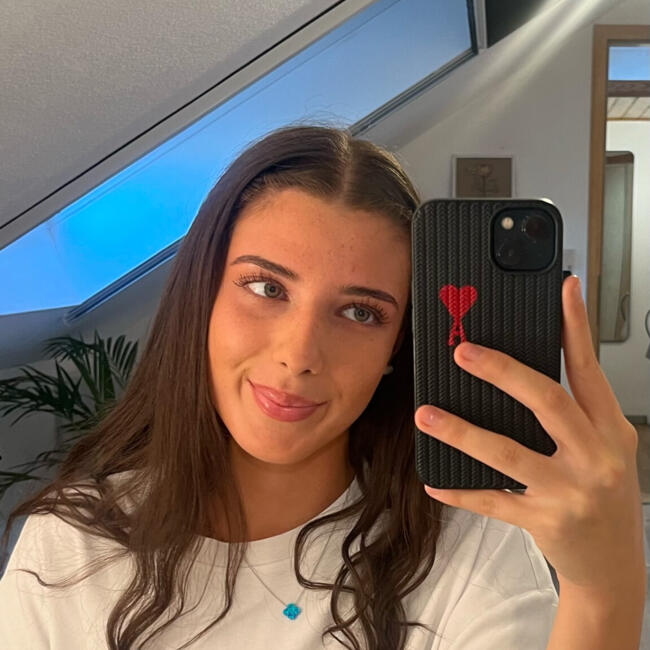 Babysitter in Duisburg: Aliya