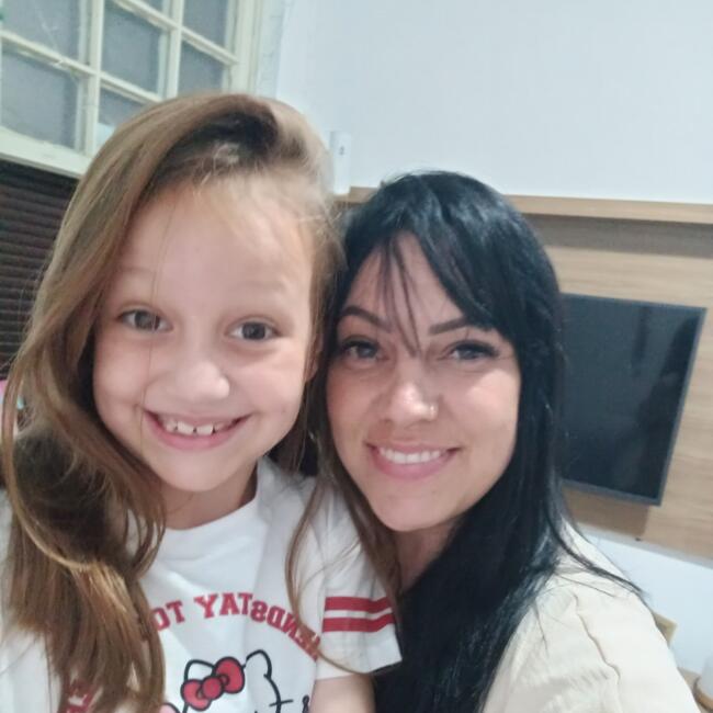 Babá em Porto Alegre: Caroline